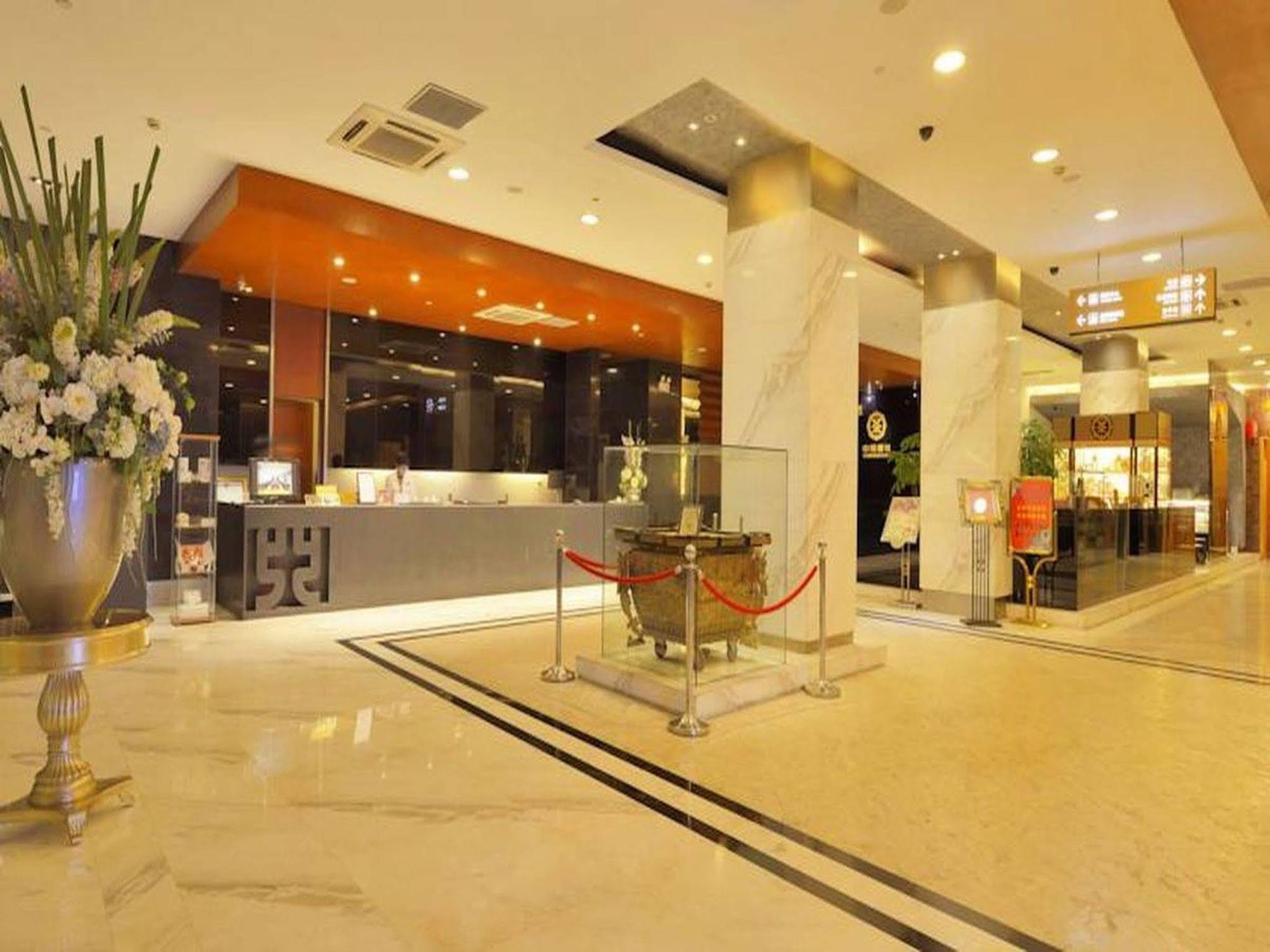 Kingtown Hotel Hongmei شانغهاي المظهر الخارجي الصورة